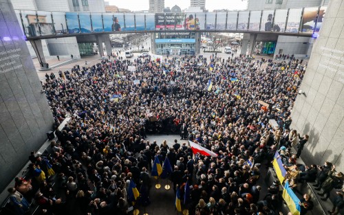 Europoslanci vyzvali, aby se Ukrajina stala kandidátem vstupu do EU